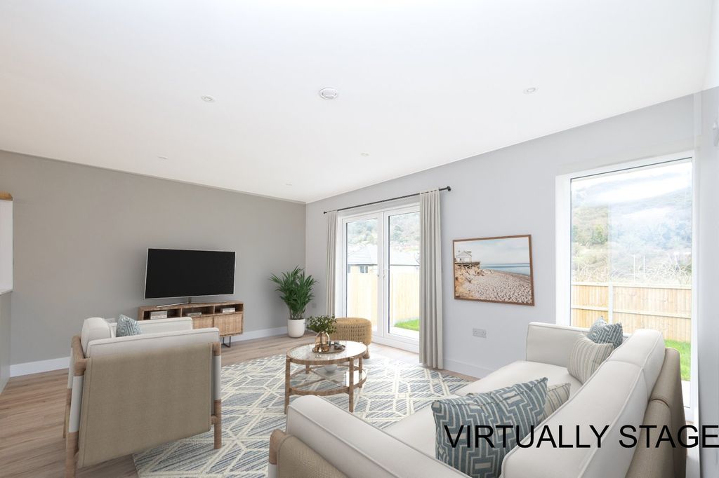 Property photo 2 of 15 Picture 2