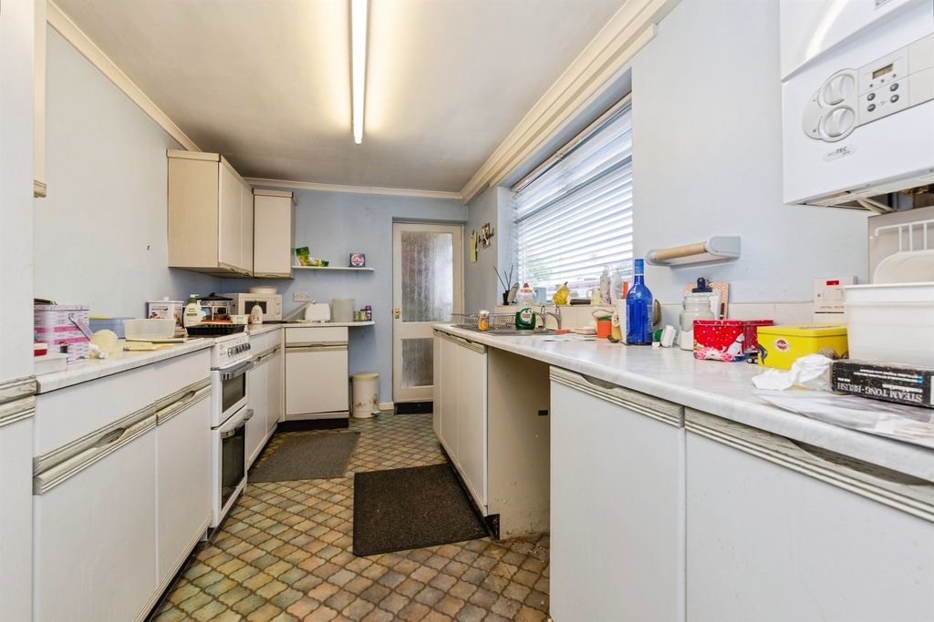 Property photo 2 of 14