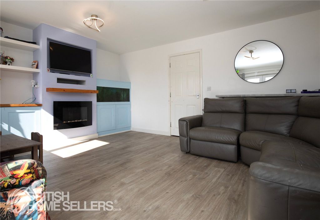 Property photo 2 of 15 Picture No. 08