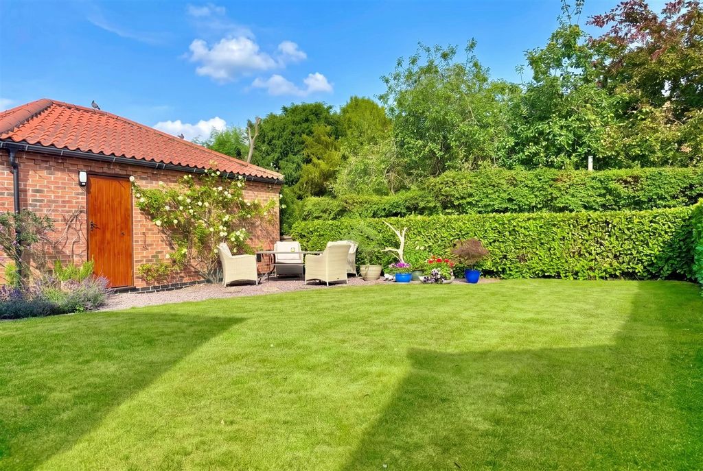 Property photo 2 of 19 Img_3403-Enhanced-1777047807454.Jpg