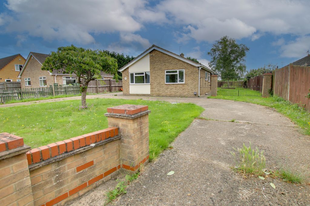 Property photo 1 of 11