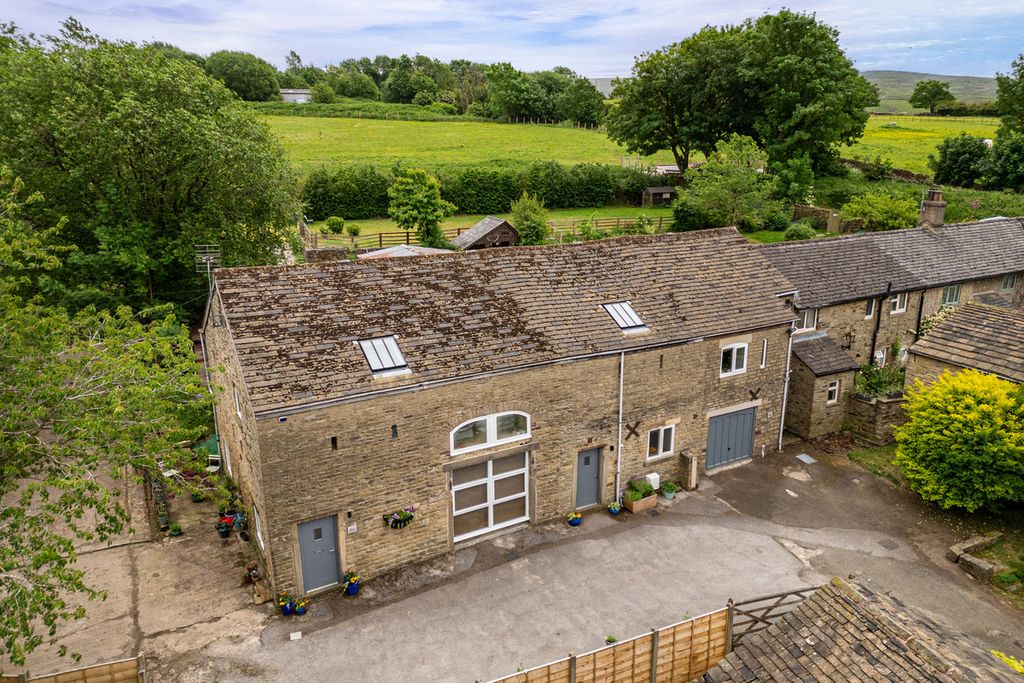 Property photo 1 of 50