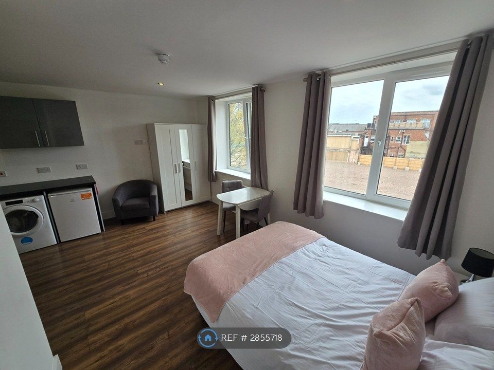 Property photo 3 of 6