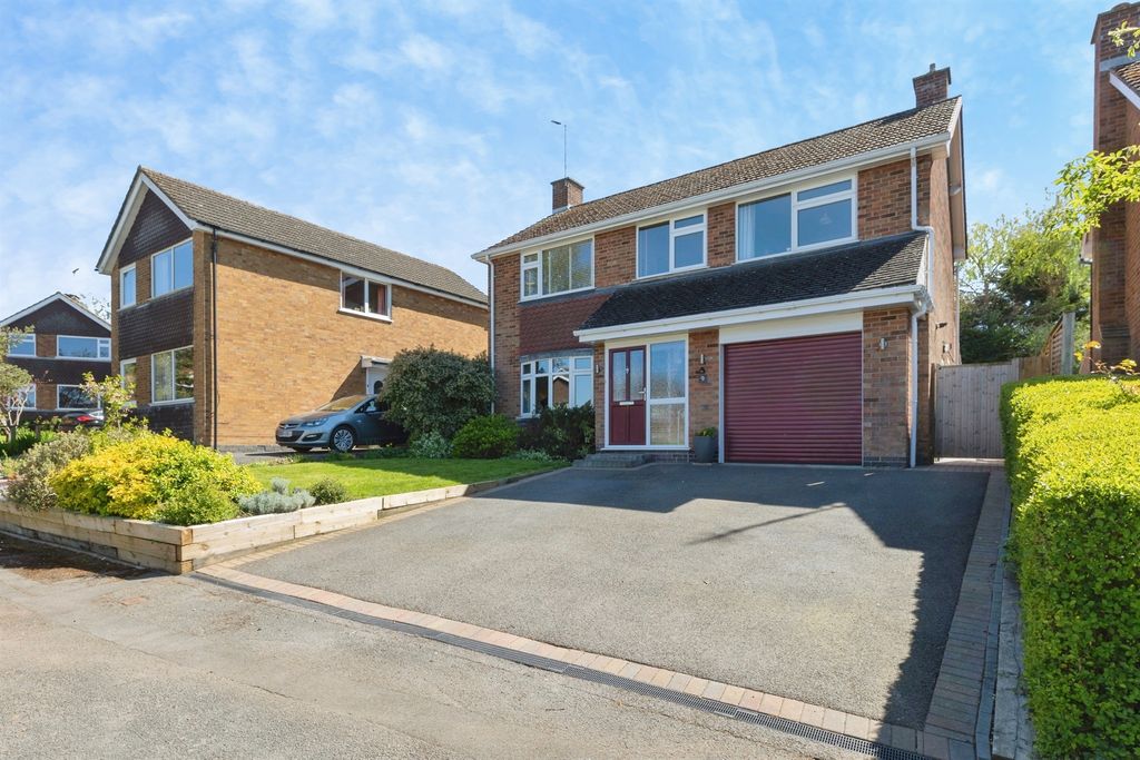 Property photo 2 of 30
