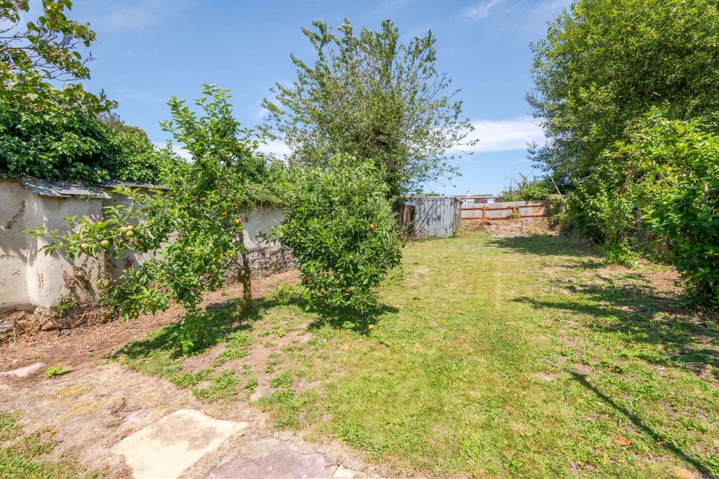 Property photo 3 of 20