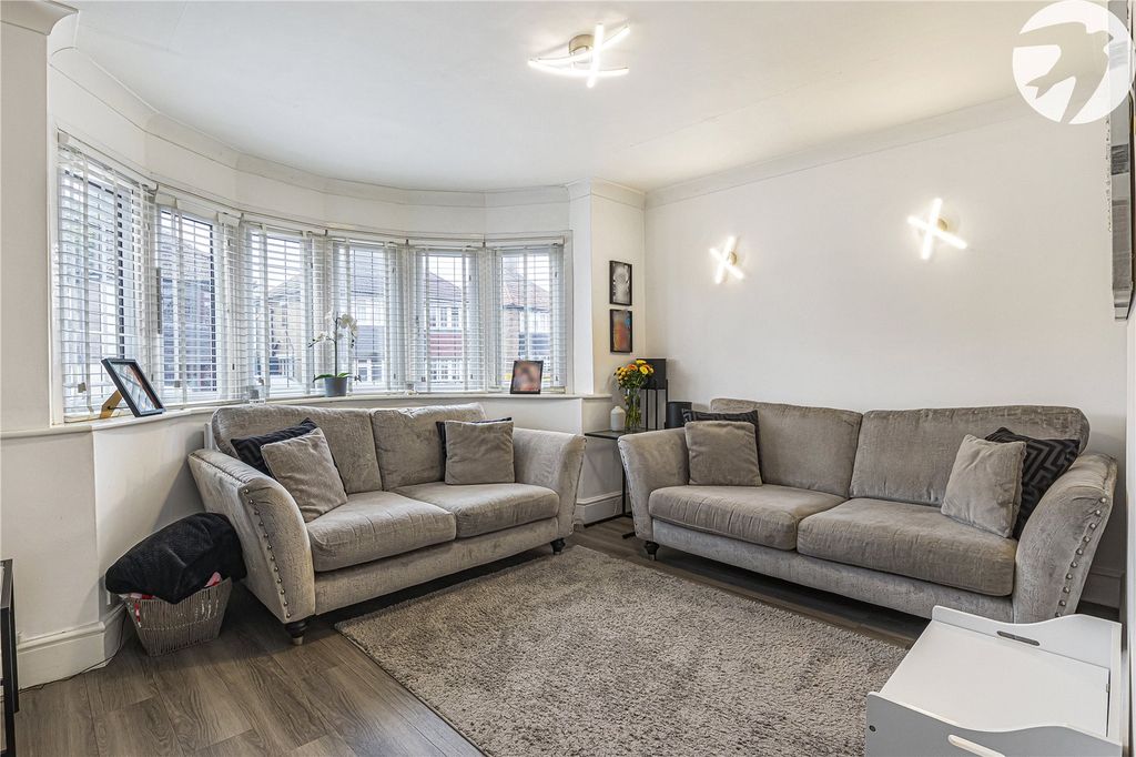 Property photo 2 of 19 Picture No. 08