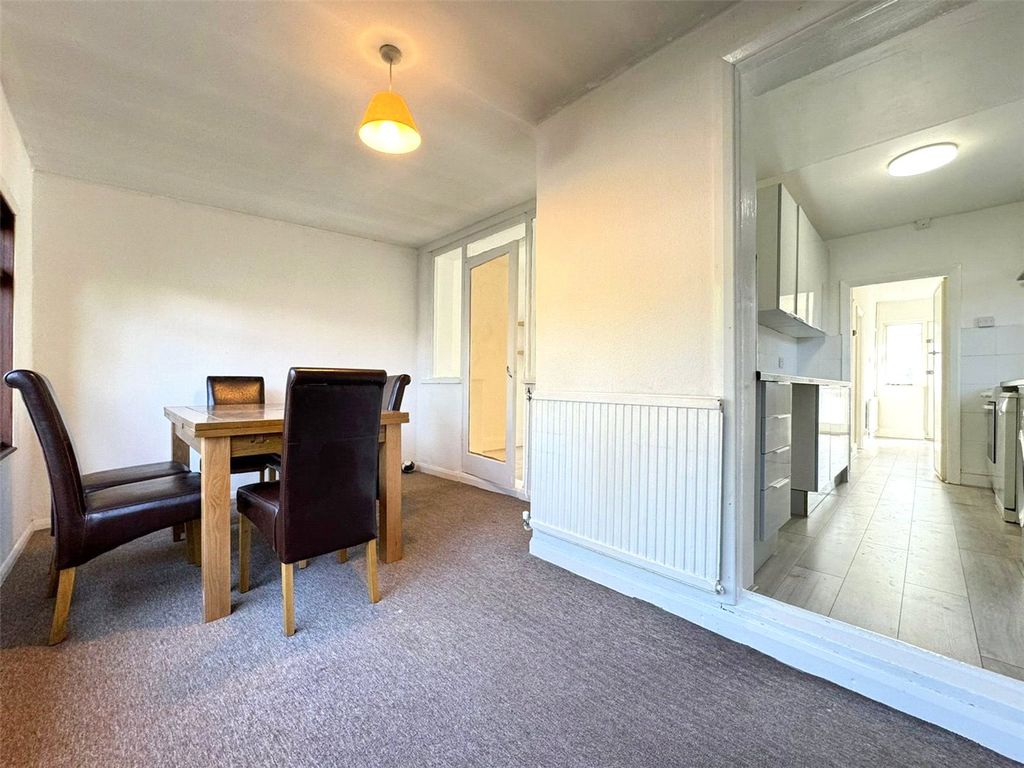 Property photo 3 of 10 Picture No. 02