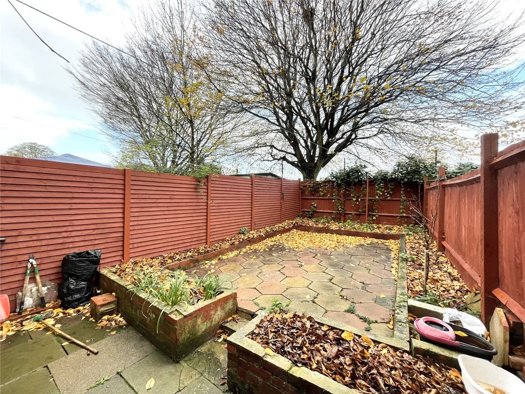 Property photo 2 of 11 Picture No. 01