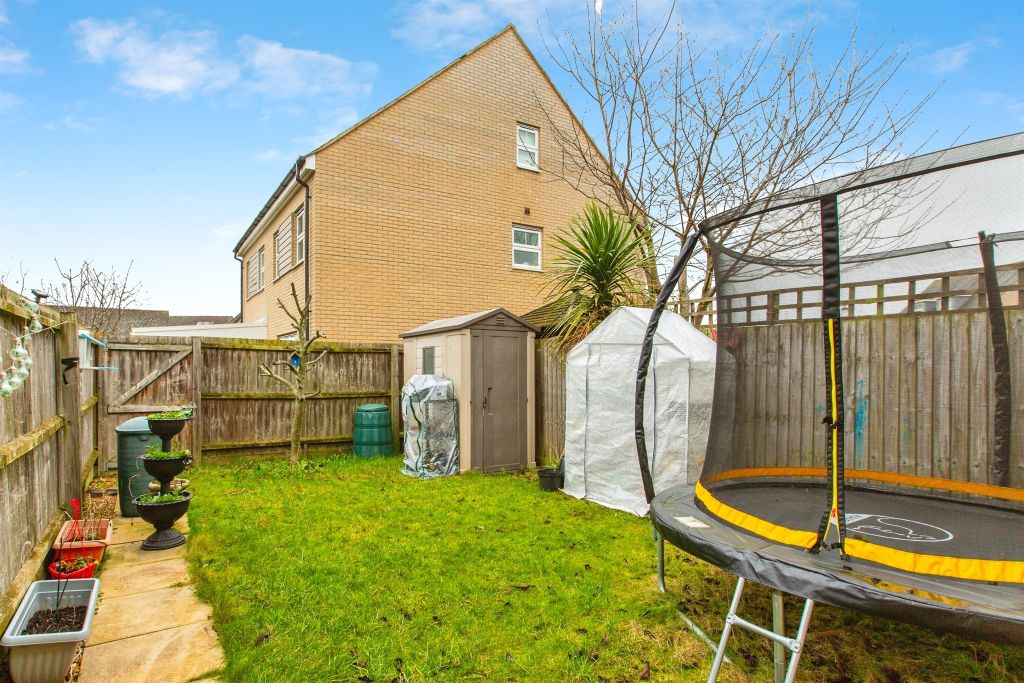 Property photo 3 of 12