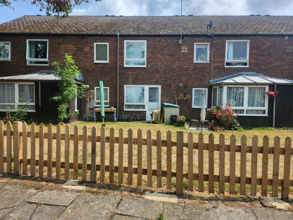 Property photo 1 of 3 82A90162d820508010957566Ab563994