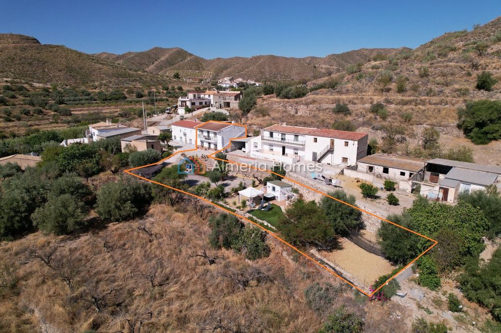 Property photo 2 of 30