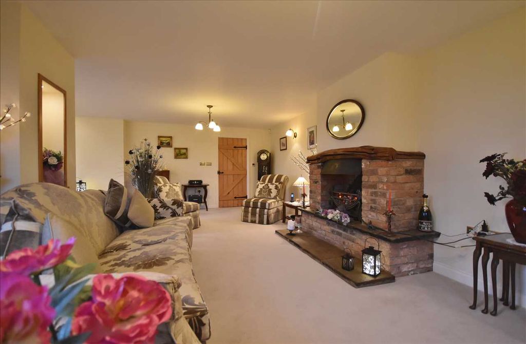 Additional image 8 of 5 bed detached house for saleHanging Bridge Barn, Meadow Lane, Croston, Leyland PR26