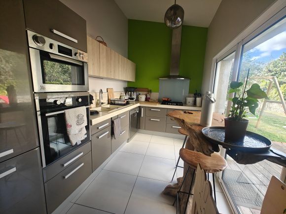 Property photo 2 of 19