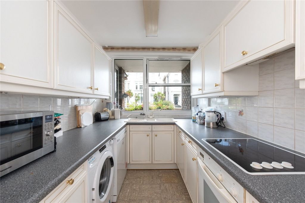 Property photo 2 of 13 Picture No. 07