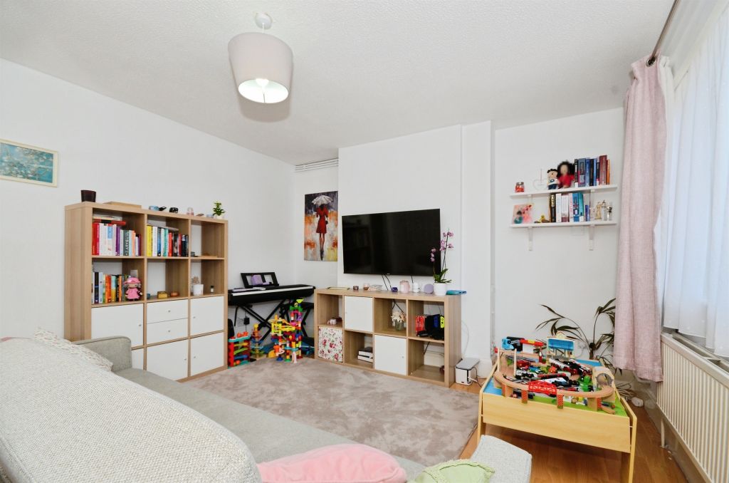 Property photo 3 of 14 Image