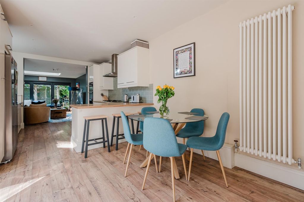 Property photo 3 of 36 Dining Kitchen