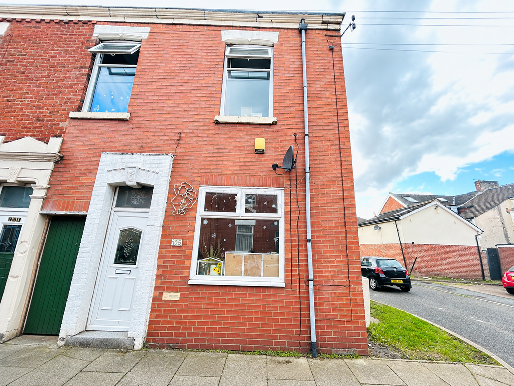 Property photo 1 of 8