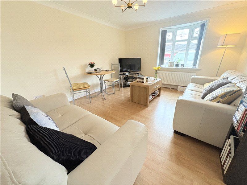 Property photo 3 of 17 Picture No. 04