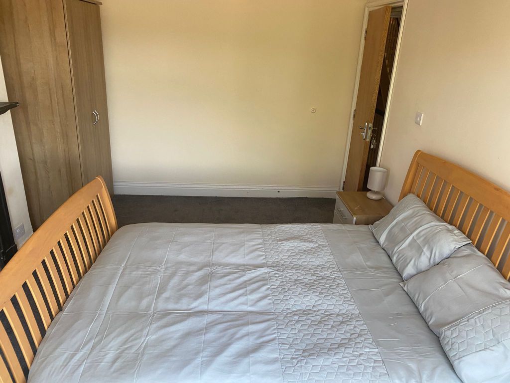 Property photo 3 of 3