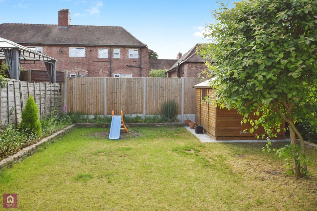 Property photo 3 of 14 Picture No. 12