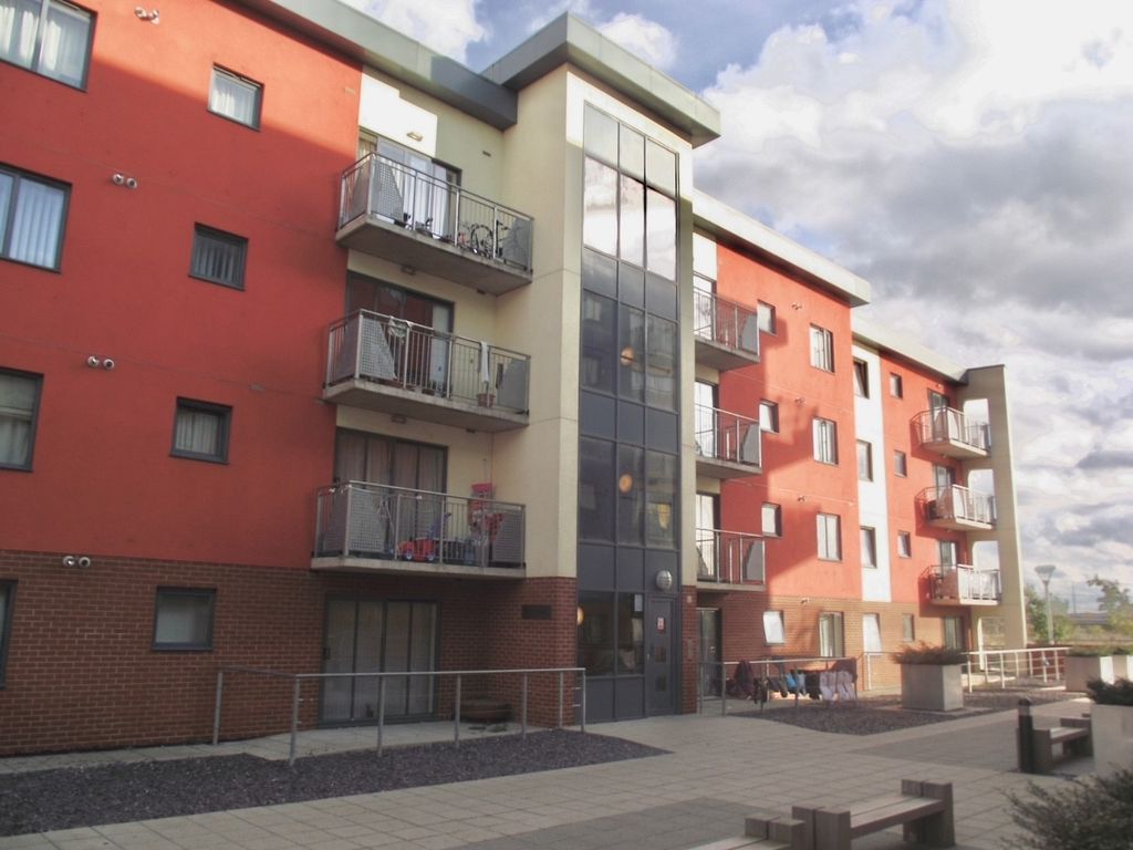 Property photo 1 of 6