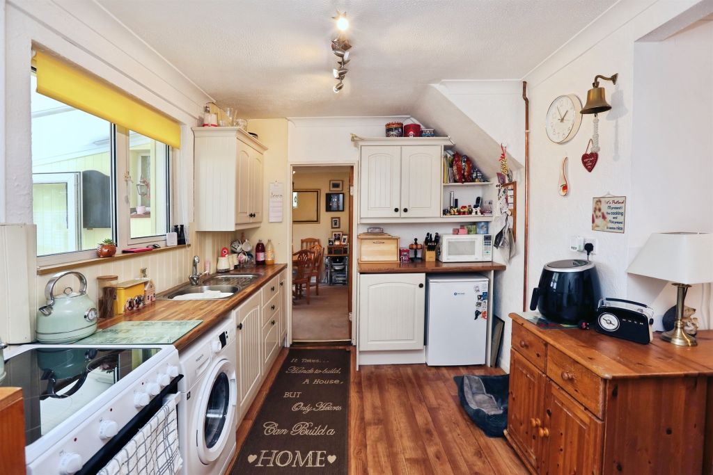 Property photo 3 of 20