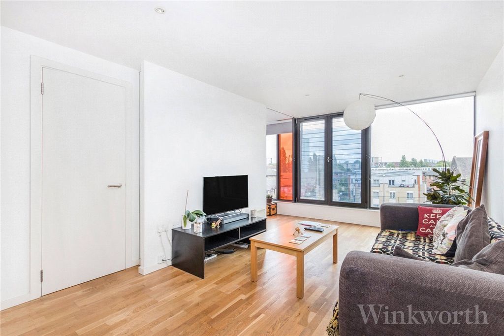 Property photo 3 of 10 Picture No. 05