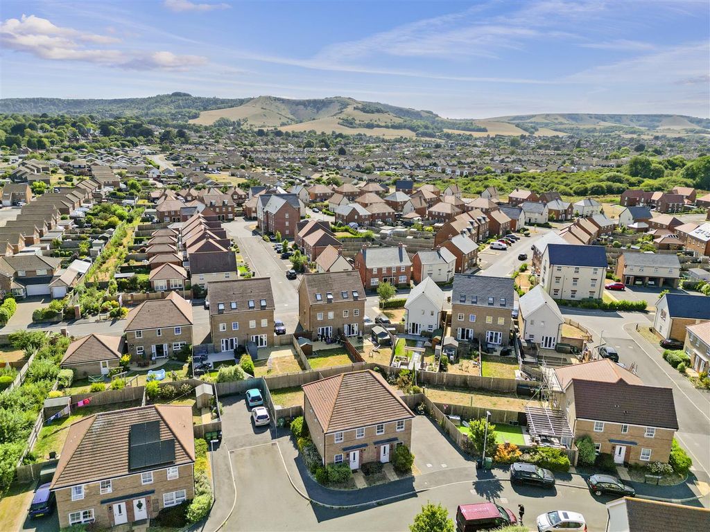 Property photo 2 of 40 Drone #3.Jpg