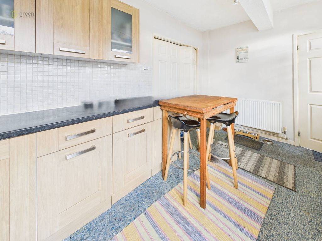 Property photo 2 of 20 Cam04425G0Pr0311Still005