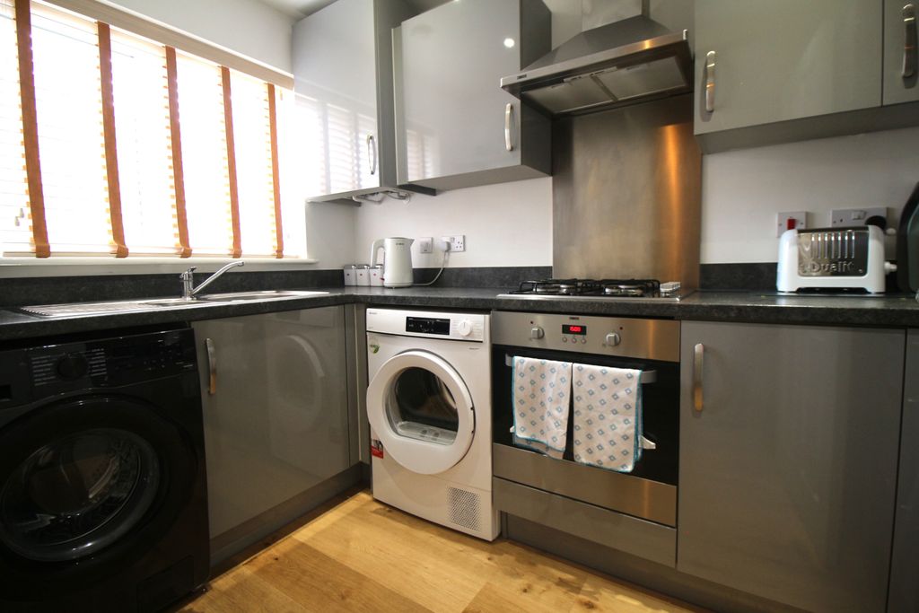 Property photo 3 of 10 Img_8887.Jpg