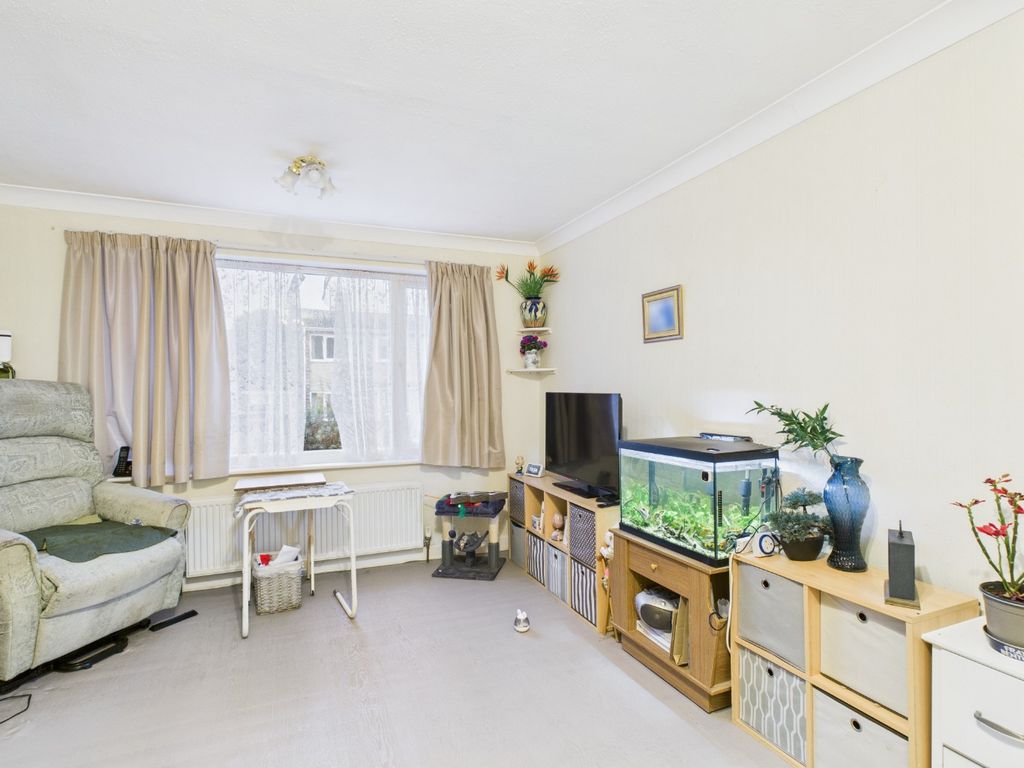 Property photo 2 of 13 4826493