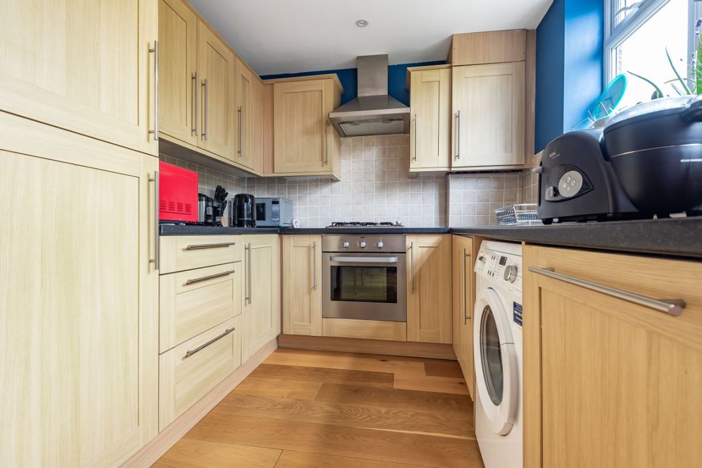 Property photo 3 of 6 857588 (3)