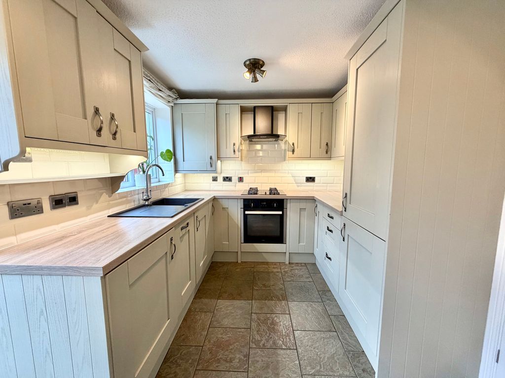 Property photo 2 of 15 Img_0760