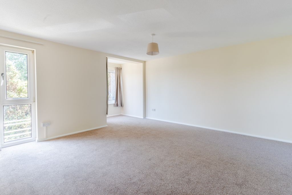 Property photo 3 of 21 Photo 3