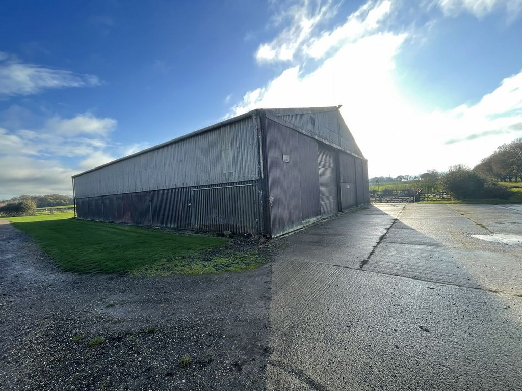 Property photo 2 of 4