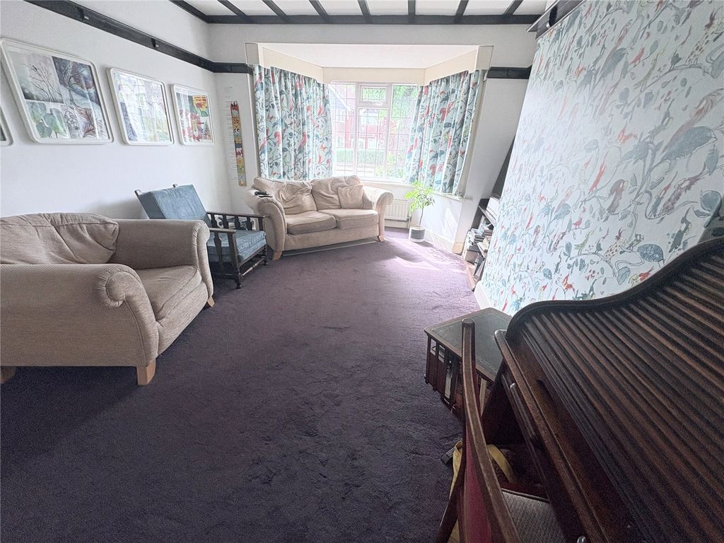 Property photo 2 of 19 Picture No. 10