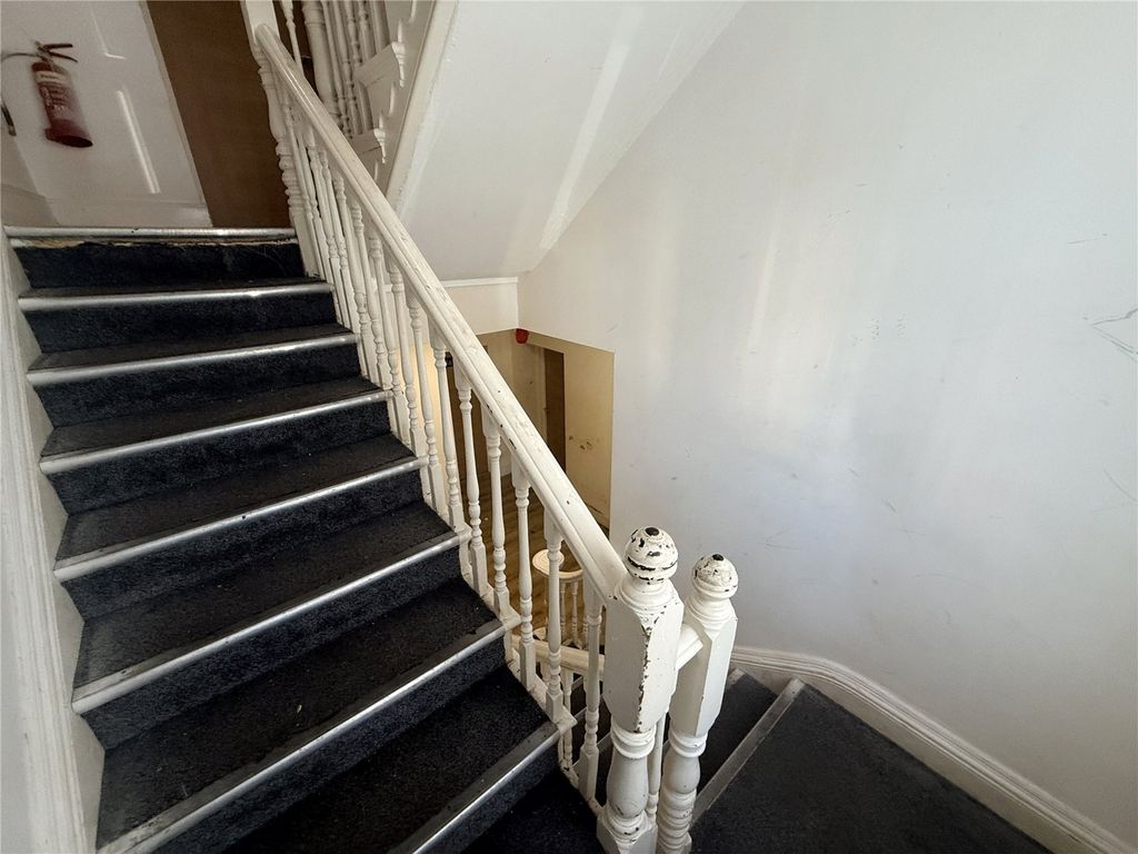 Additional image 5 of 17 bed flat for salePenkett Road, Wallasey, Merseyside CH45