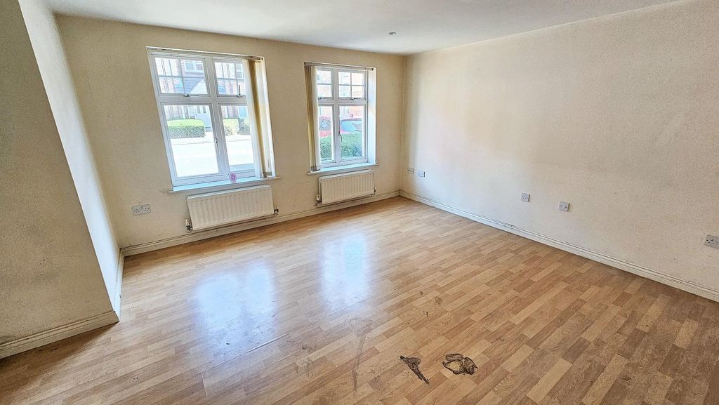 Property photo 2 of 5