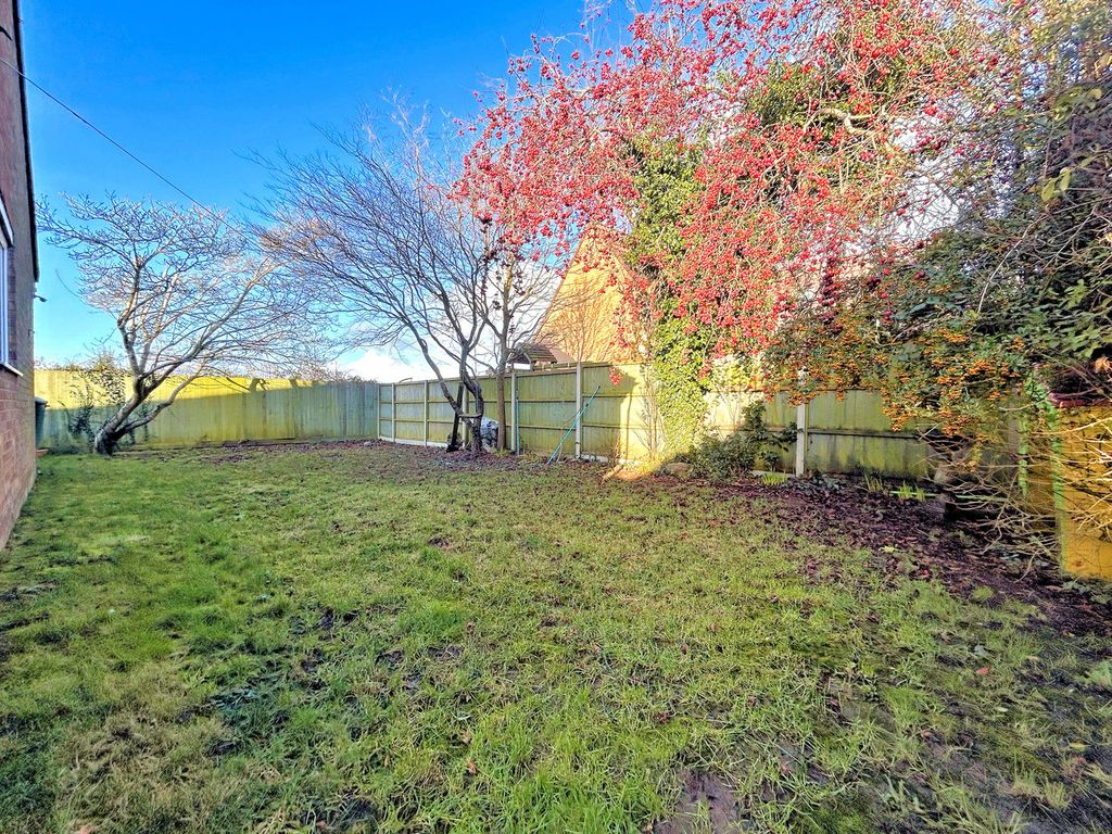 Property photo 3 of 13