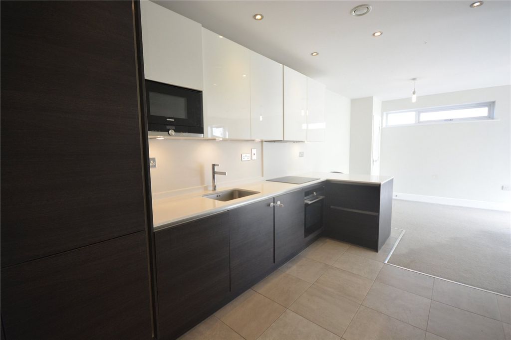 Property photo 2 of 11 Picture No. 09