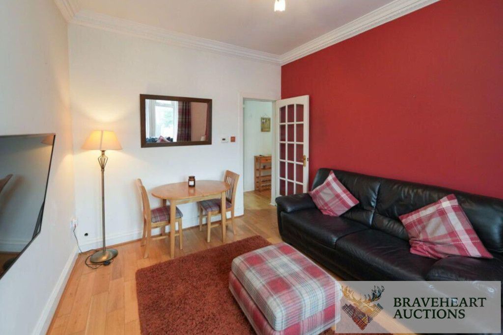 Property photo 3 of 10 Photo 2