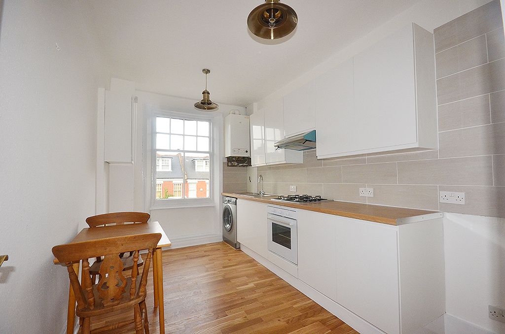 Property photo 1 of 8 Kitchen