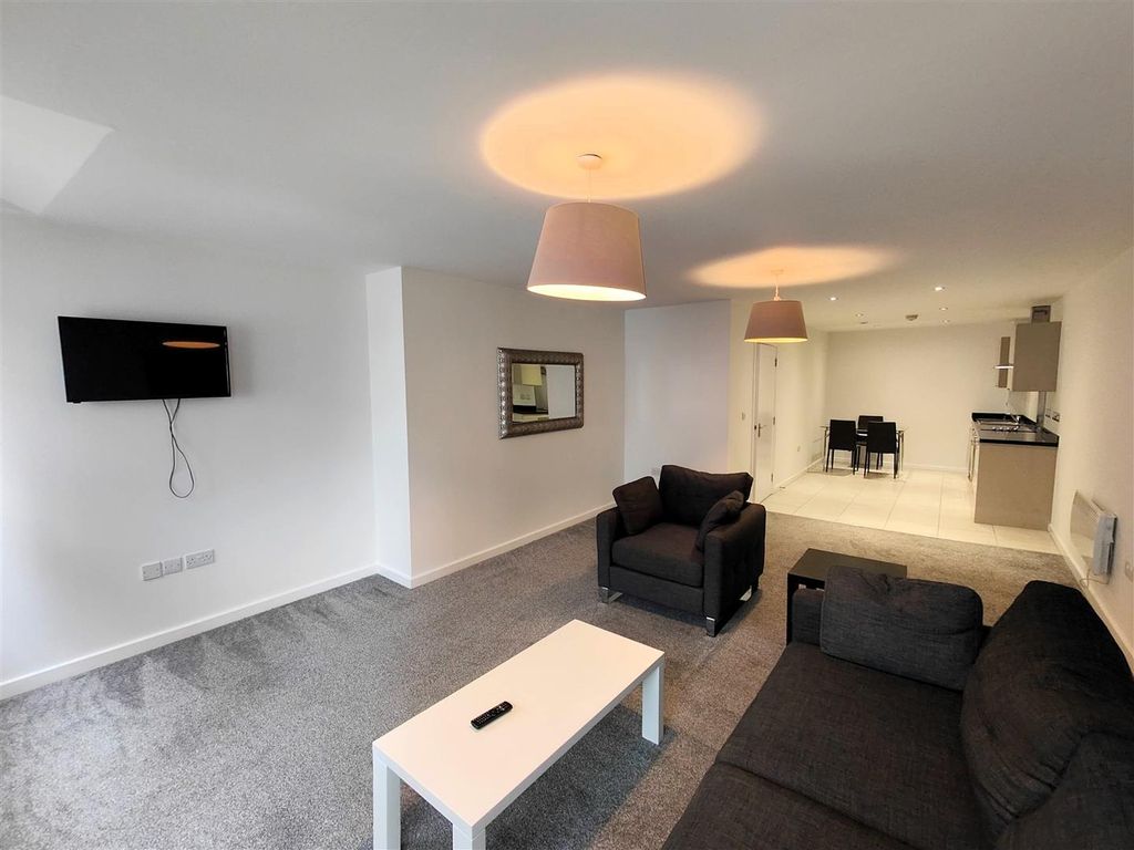 Property photo 2 of 9 Angle Two