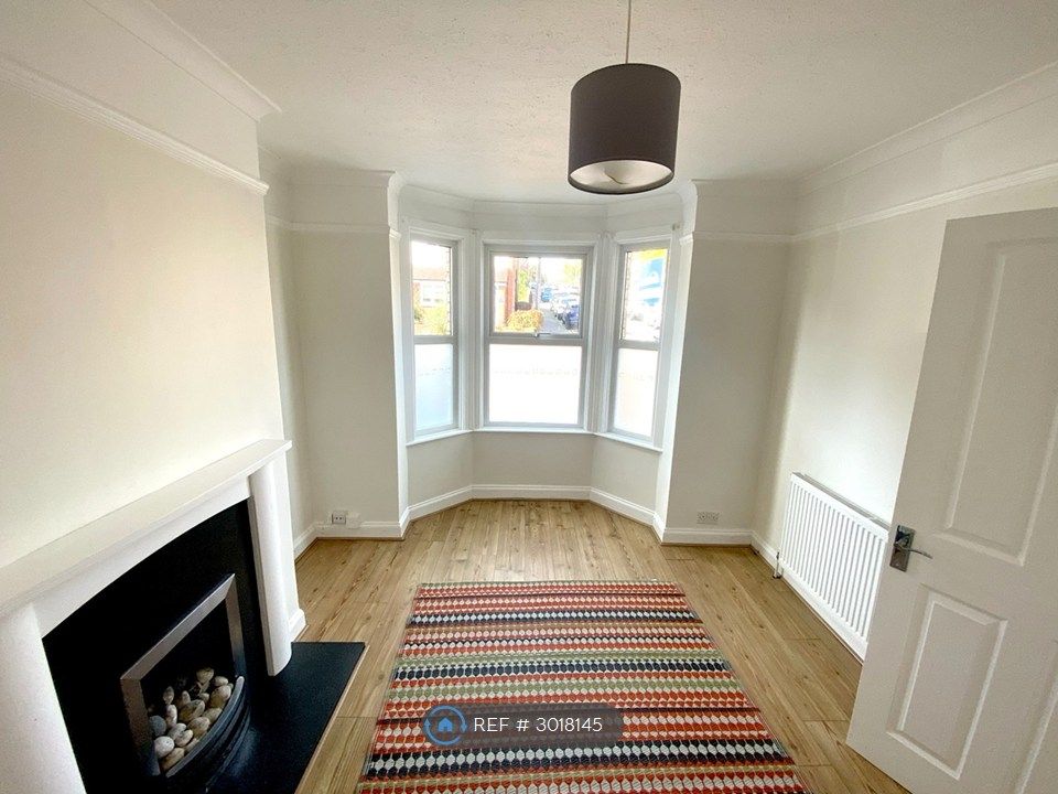 Property photo 3 of 10 Front Room