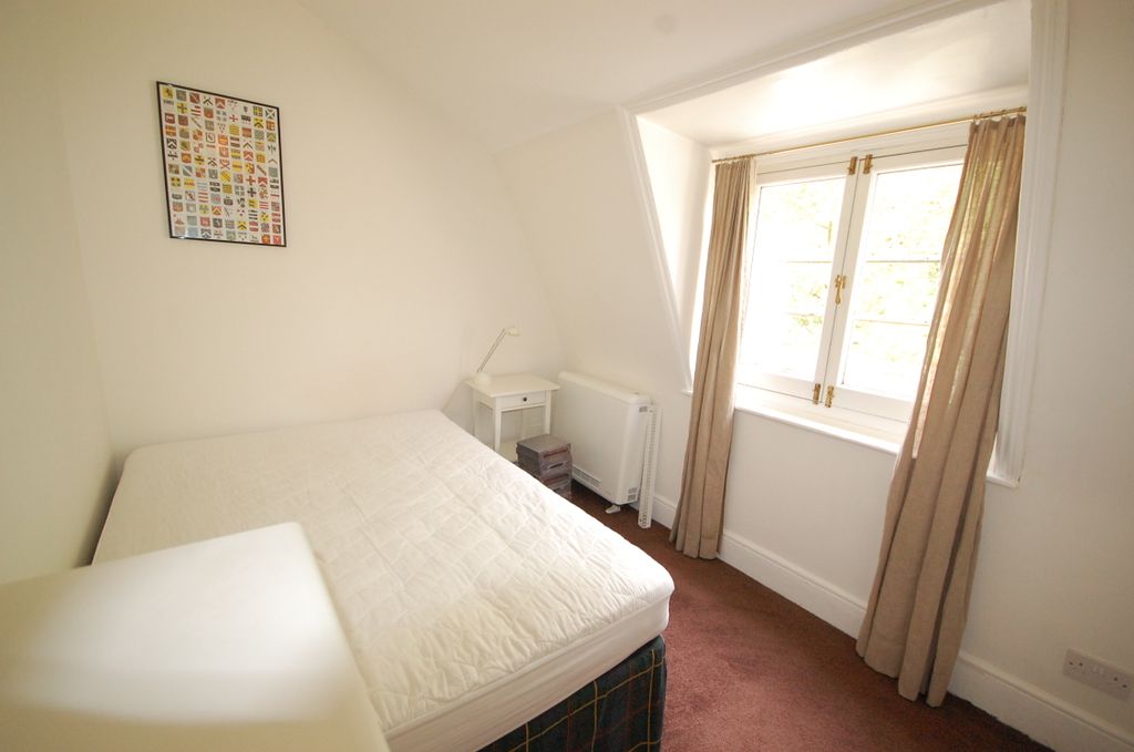 Property photo 3 of 5 Bedroom