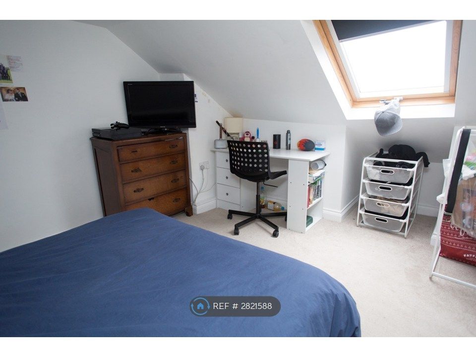 Property photo 2 of 8