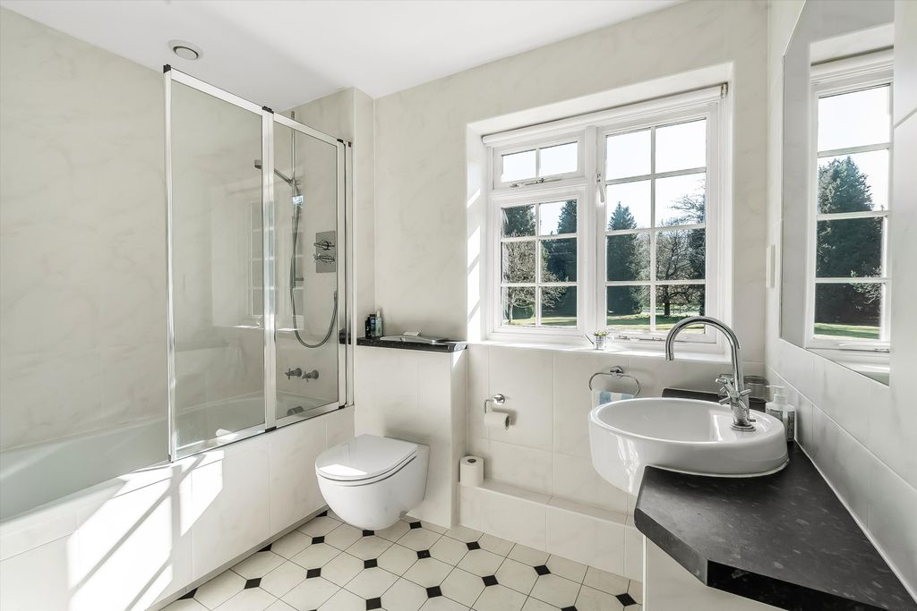 Additional image 17 of 6 bed detached house for saleSummers Lane, Hurtmore, Godalming, Surrey GU7