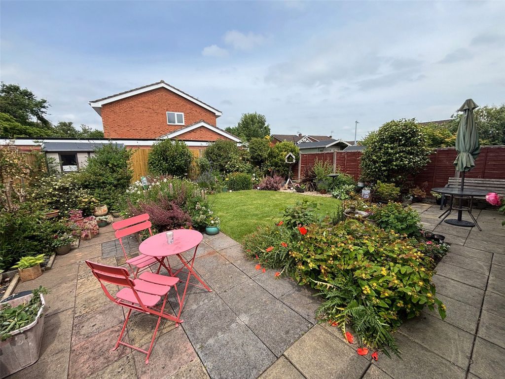 Property photo 2 of 17 Picture No. 03