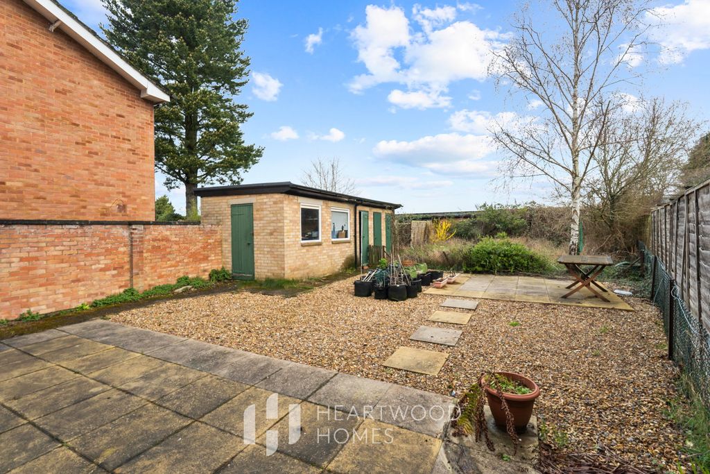 Property photo 2 of 13