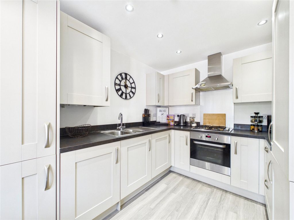 Property photo 2 of 11 Picture No. 05